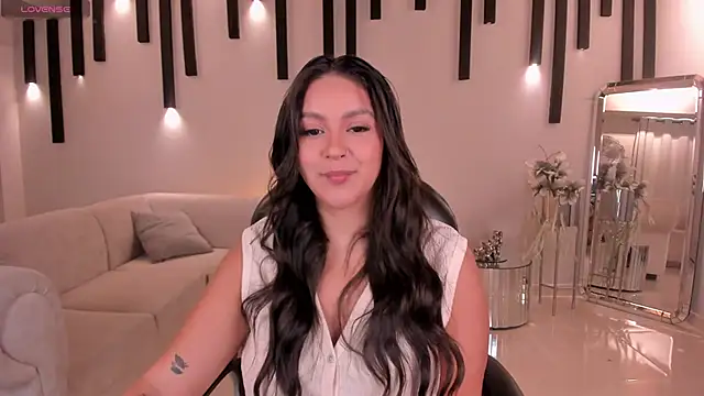 Snapshot of ToriCrossX chatting on February 2025 01:32:02 PM ToriCrossX online show from February 2025 01:32:02 PM