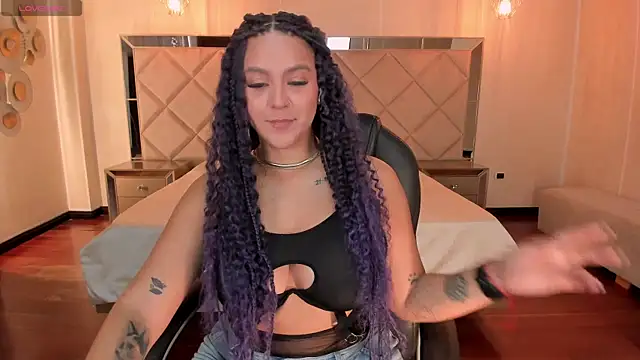 Snapshot of ToriCrossX chatting on February 2025 12:57:02 PM ToriCrossX online show from February 2025 12:57:02 PM