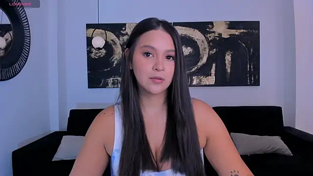 Snapshot of ToriCrossX chatting on November 2025 01:22:01 PM ToriCrossX online show from November 2025 01:22:01 PM