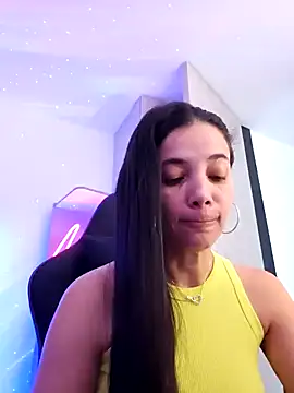 Snapshot of miaeyes chatting on January 2025 01:22:01 PM miaeyes online show from January 2025 01:22:01 PM