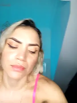 Snapshot of ASHLEY_BLAIR chatting on December 2024 03:55:01 PM ASHLEY BLAIR online show from December 2024 03:55:01 PM