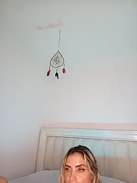 Snapshot of ASHLEY_BLAIR chatting on January 2025 12:00:02 AM ASHLEY BLAIR online show from January 2025 12:00:02 AM