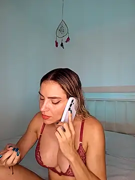 Snapshot of ASHLEY_BLAIR chatting on January 2025 08:24:01 PM ASHLEY BLAIR online show from January 2025 08:24:01 PM