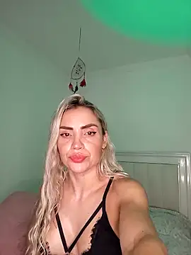 Snapshot of ASHLEY_BLAIR chatting on September 2025 05:57:02 PM ASHLEY BLAIR online show from September 2025 05:57:02 PM