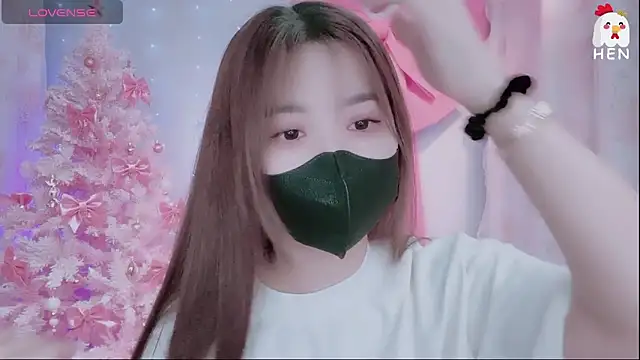 hen237 online show from November 2025 05:48:01 PM