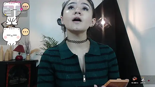 Perla Campbell online show from December 2024 07:32:01 PM