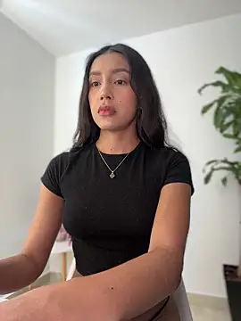 SelenaStone online show from January 2026 07:39:01 PM