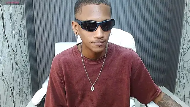 Snapshot of ManSant chatting on October 2025 03:12:01 PM ManSant online show from October 2025 03:12:01 PM