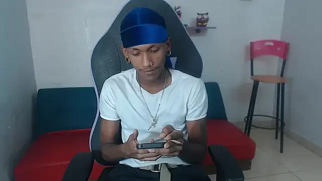 ManSant online show from December 2025 03:41:01 PM