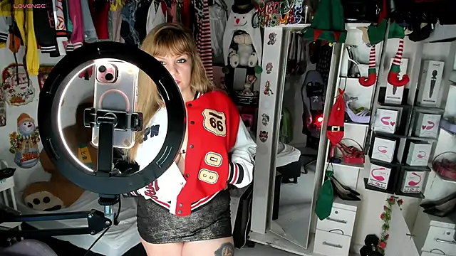 allsson queen online show from January 2026 10:02:02 PM