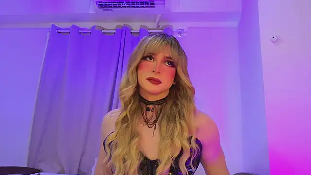 reginarose69 online show from November 2025 03:45:02 PM