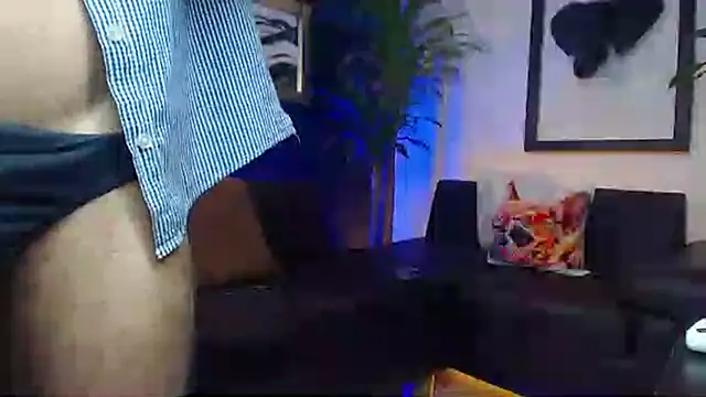 Snapshot of Markboyl chatting on March 2025 02:33:02 PM Markboyl online show from March 2025 02:33:02 PM