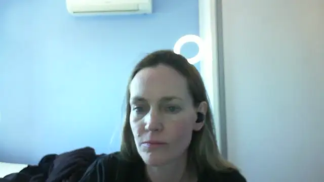 Annylove1 online show from October 2025 04:14:02 PM