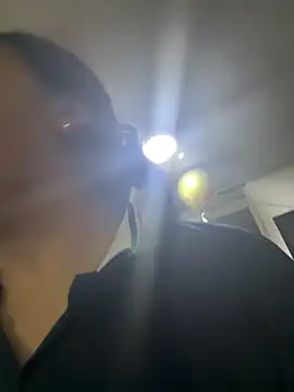 Snapshot of Hannahoff chatting on February 2025 01:21:01 AM Hannahoff online show from February 2025 01:21:01 AM