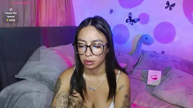 Snapshot of Cata_cortes chatting on February 2025 05:12:02 AM Cata cortes online show from February 2025 05:12:02 AM