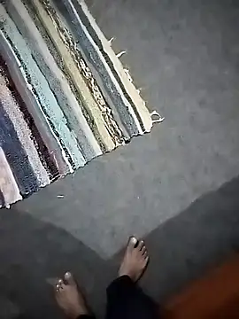 Snapshot of Cp7990208 chatting on November 2025 09:28:01 PM Cp7990208 online show from November 2025 09:28:01 PM