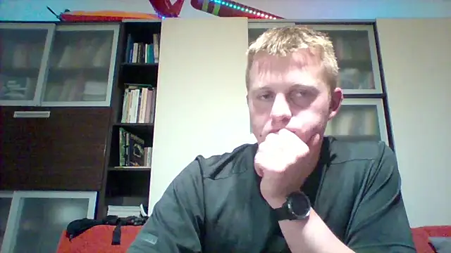 Matttthees online show from September 2025 09:59:02 PM