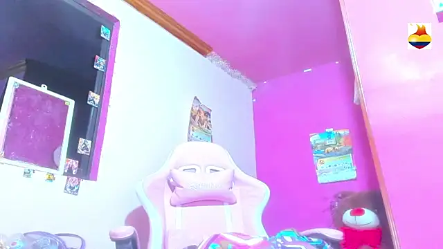 Snapshot of BARBYCHOCOLAT chatting on September 2025 01:43:02 PM BARBYCHOCOLAT online show from September 2025 01:43:02 PM