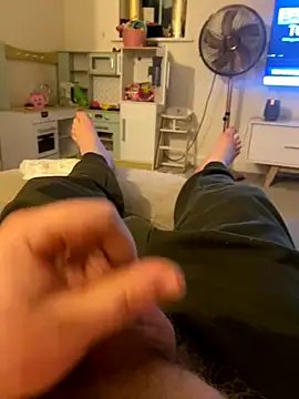 Joeangus87 online show from November 2025 01:03:02 AM