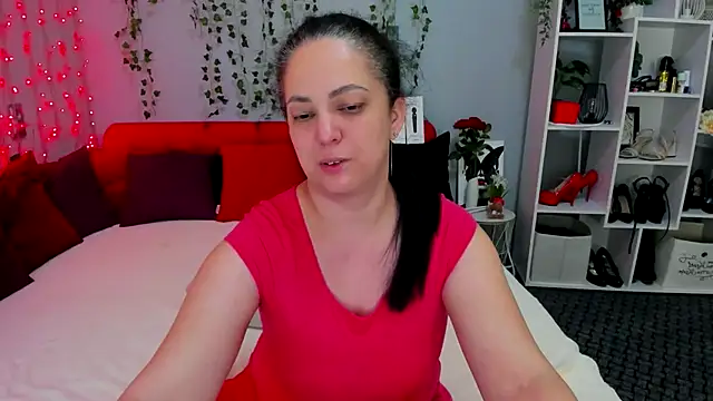 DarlingMilf online show from December 2025 06:23:01 PM