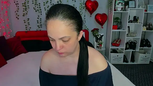 DarlingMilf online show from April 2026 06:55:02 PM