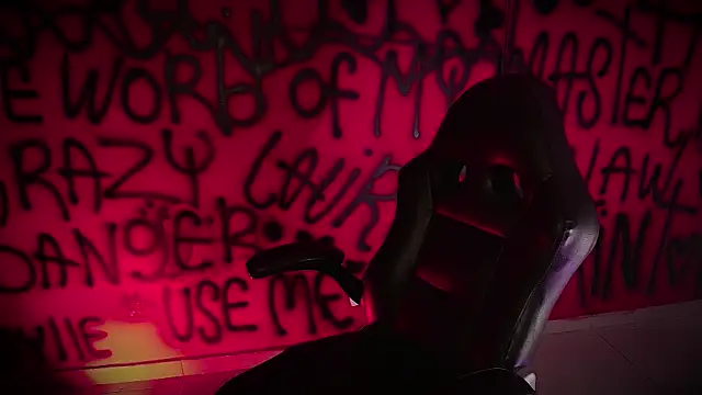 Snapshot of Laura_takint chatting on February 2025 03:56:02 PM Laura takint online show from February 2025 03:56:02 PM