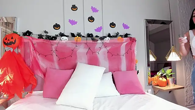 Snapshot of Ahincale chatting on October 2025 07:59:01 PM Ahincale online show from October 2025 07:59:01 PM