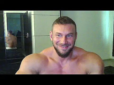 muscularkevin online show from September 2025 01:24:01 PM