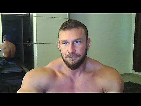 muscularkevin online show from September 2025 01:27:02 PM