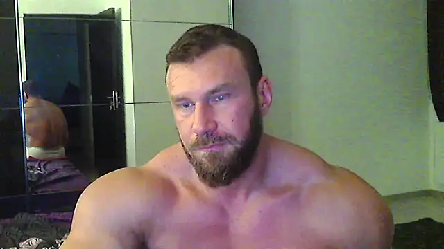 Snapshot of muscularkevin chatting on May 2026 04:07:02 AM muscularkevin online show from May 2026 04:07:02 AM