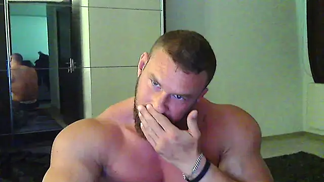 Snapshot of muscularkevin chatting on May 2026 10:54:02 AM muscularkevin online show from May 2026 10:54:02 AM