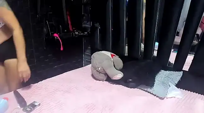 Snapshot of mature_sexi40 chatting on March 2025 04:16:02 AM mature sexi40 online show from March 2025 04:16:02 AM