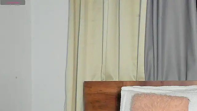 Snapshot of SaraVergara chatting on January 2025 08:37:02 PM SaraVergara online show from January 2025 08:37:02 PM