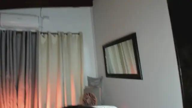 Snapshot of SaraVergara chatting on February 2025 08:31:01 PM SaraVergara online show from February 2025 08:31:01 PM