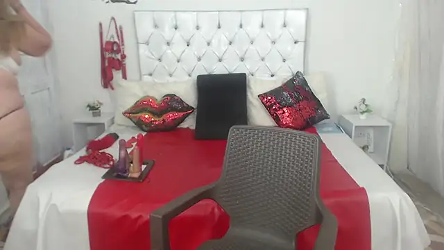 Sweetbigcatt online show from March 2026 05:46:01 AM