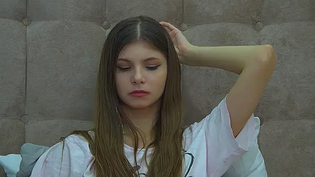 AudreyBarlow online show from February 2025 05:39:02 PM