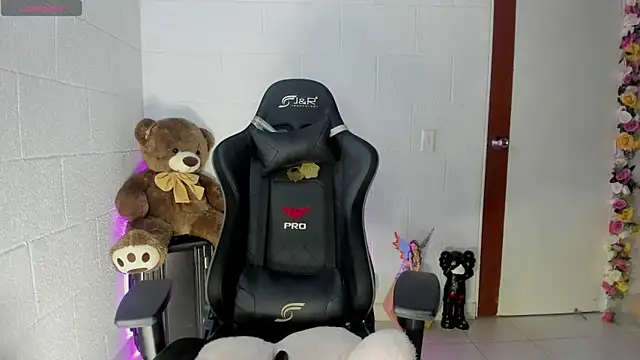 M isabel25 online show from January 2025 02:50:01 AM