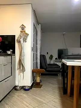 Snapshot of Kataliina chatting on September 2025 04:57:01 AM Kataliina online show from September 2025 04:57:01 AM