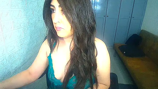 naughty sarahh online show from October 2025 11:29:02 PM