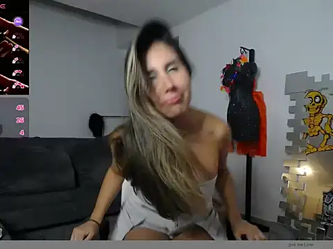  Luna07 online show from September 2025 04:16:01 AM