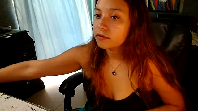 Snapshot of 3littleschoolteens chatting on July 2026 06:10:01 PM 3littleschoolteens online show from July 2026 06:10:01 PM