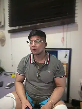 CleanGrey online show from February 2026 07:37:01 AM