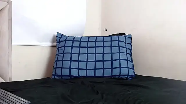 Snapshot of ferb_blacwood chatting on January 2025 10:34:01 AM ferb blacwood online show from January 2025 10:34:01 AM