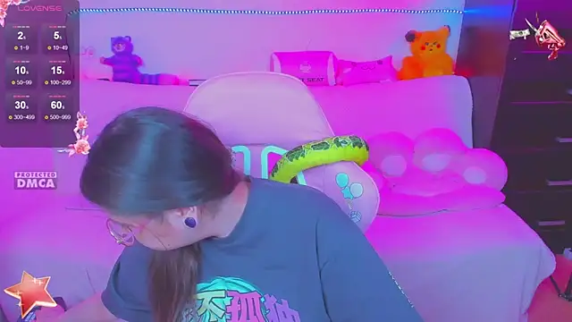 Lolisuccub online show from February 2025 08:11:02 PM