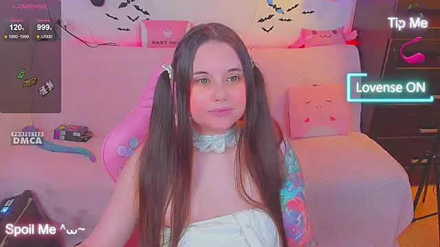 Lolisuccub online show from December 2025 06:37:02 PM