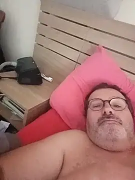 mike9473 online show from October 2025 08:13:01 AM