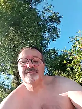 Snapshot of mike9473 chatting on May 2026 04:34:01 PM mike9473 online show from May 2026 04:34:01 PM