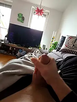 Snapshot of lovebbwgirly chatting on December 2024 12:45:02 PM lovebbwgirly online show from December 2024 12:45:02 PM