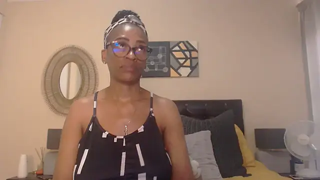 Snapshot of Creamyass22 chatting on March 2025 03:31:01 PM Creamyass22 online show from March 2025 03:31:01 PM