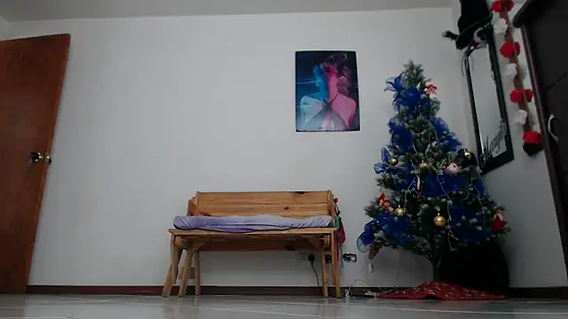 charlottezoe15 online show from November 2025 06:06:02 PM